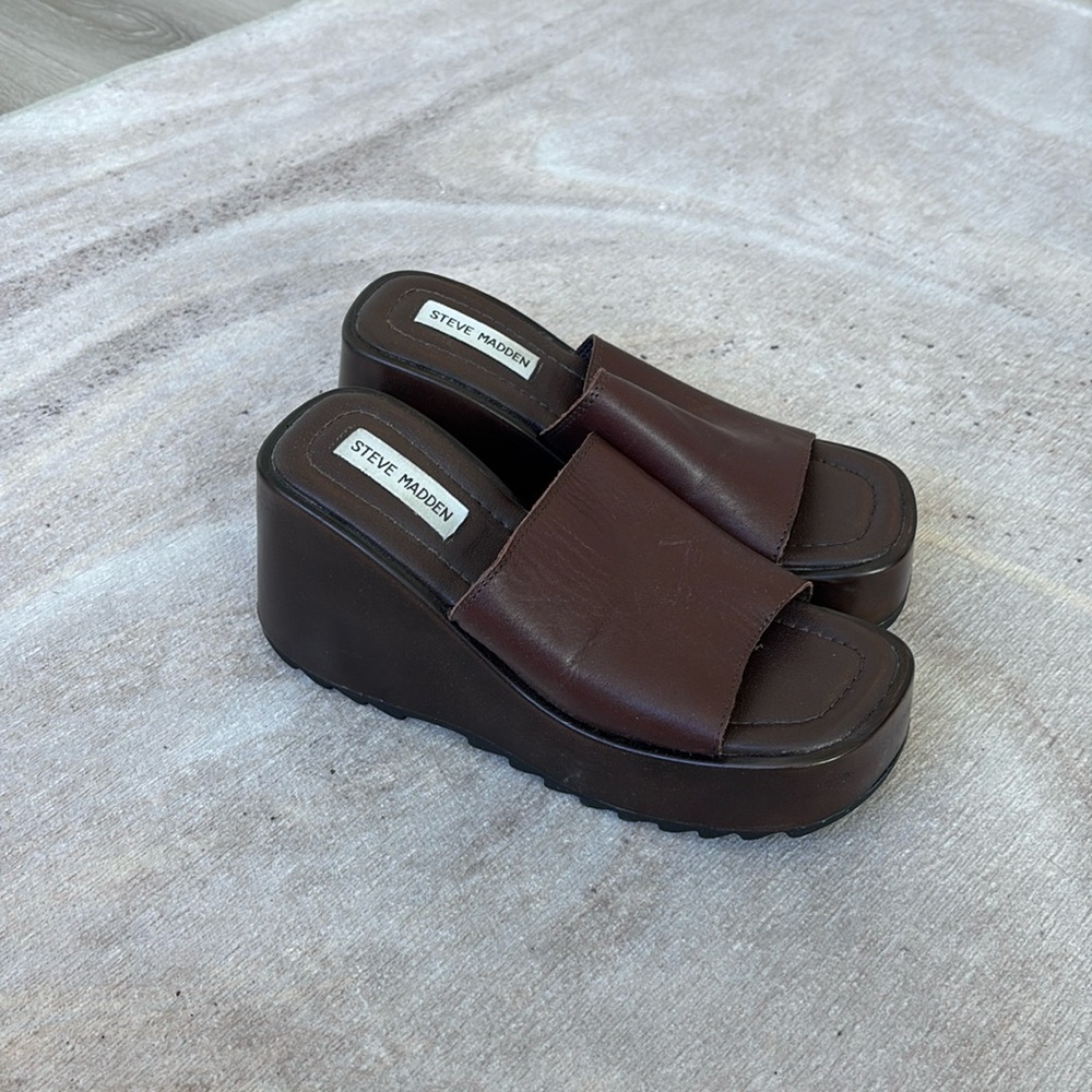 Brown Steve Madden Platform Sandals